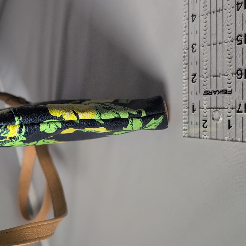 American Leather Co Green & Yellow Floral Thin Crossbody Bag - Picture 6 of 13